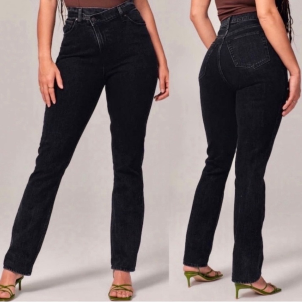 Abercrombie & Fitch The 90s Slim Straight Ultra High Rise Black Jeans